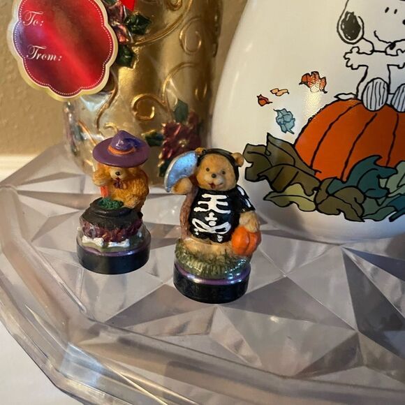 Snoopy Great Pumpkin Coffee Cup with Holiday Candles - Picture 13 of 14